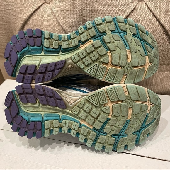 Brooks GTS 16th Edition FlexTra Sole sneaker Sz 7 Silver/Turquoises - Picture 5 of 10